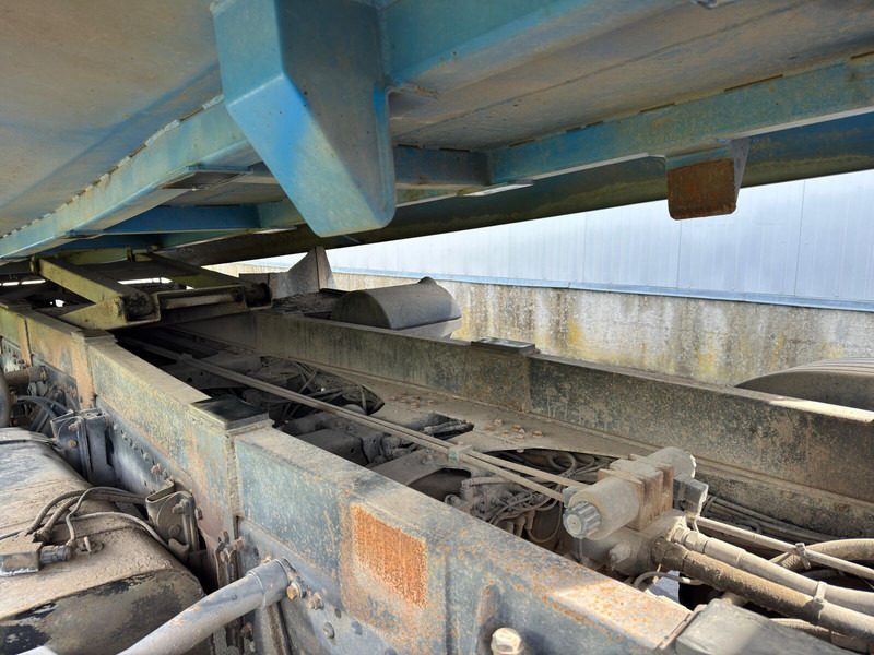 Camion benne MAN TGA 41.390: photos 13 Camion benne MAN TGA 41.390: photos 13