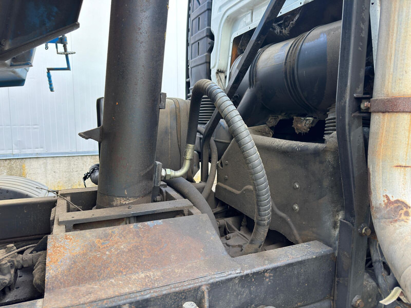 Camion benne MAN TGA 41.390: photos 12 Camion benne MAN TGA 41.390: photos 12