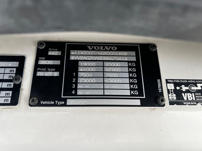 Crédit-bail de Volvo FH13 460 Volvo FH13 460: photos 13 Crédit-bail de Volvo FH13 460 Volvo FH13 460: photos 13