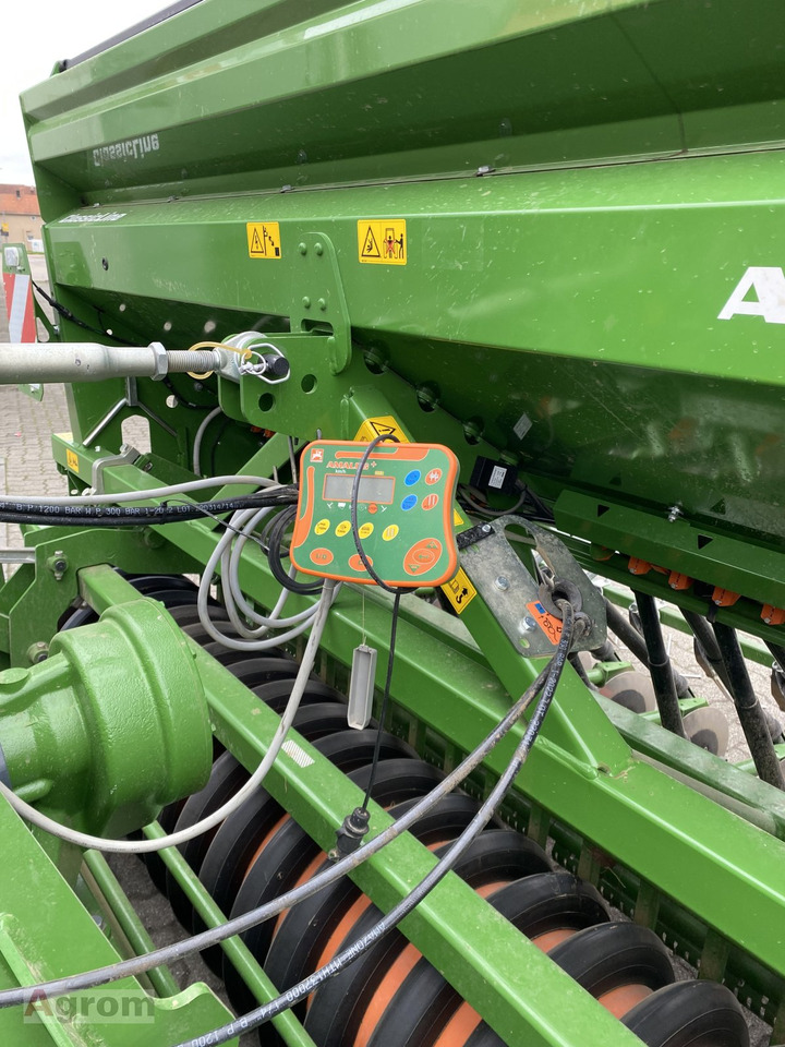 Crédit-bail de Amazone KE 3002-190 / AD 3000 Super Amazone KE 3002-190 / AD 3000 Super: photos 10 Crédit-bail de Amazone KE 3002-190 / AD 3000 Super Amazone KE 3002-190 / AD 3000 Super: photos 10