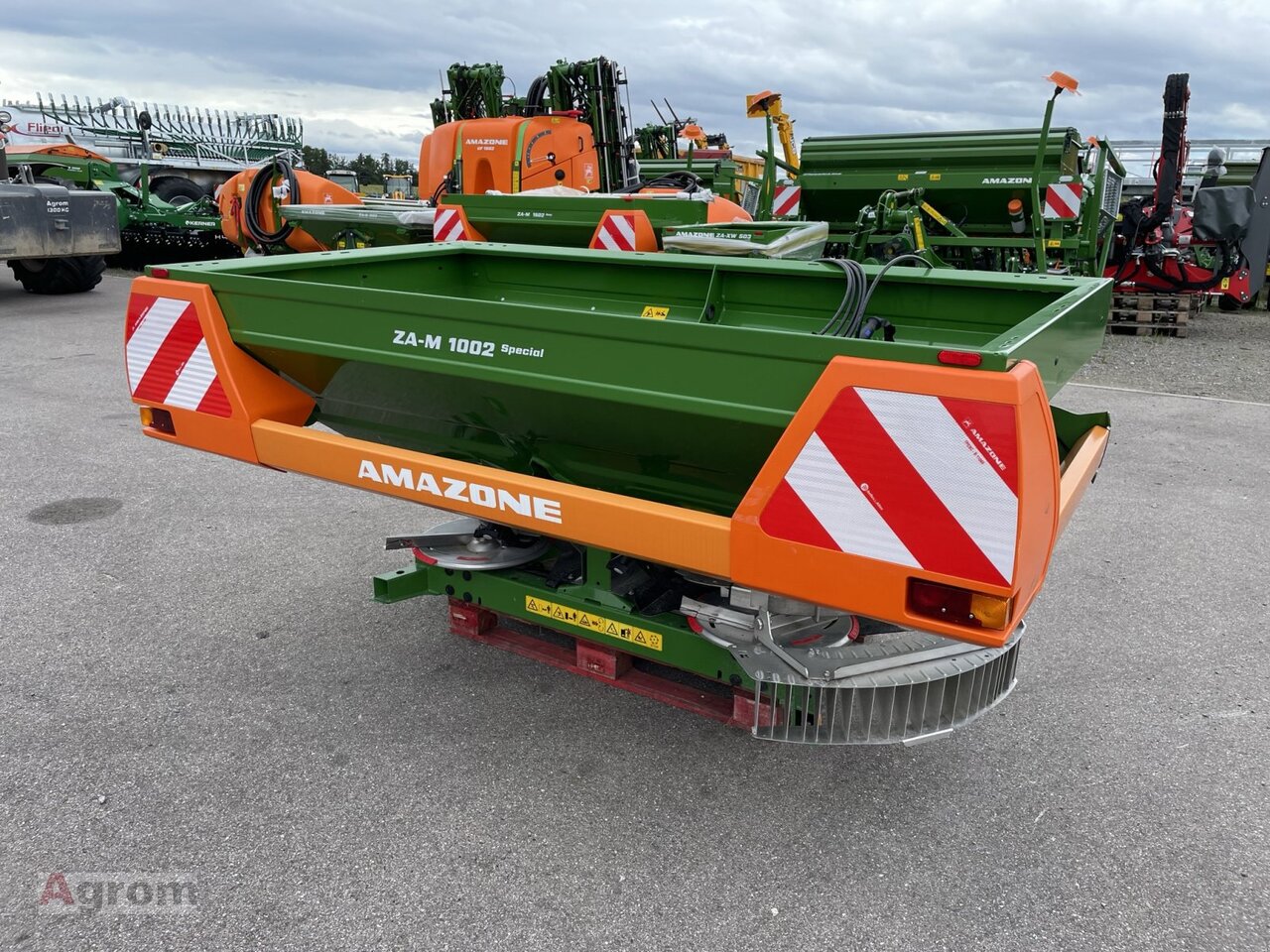 Amazone ZA-M 1002 Special - Distributeur d'engrais: photos 1 Amazone ZA-M 1002 Special - Distributeur d'engrais: photos 1