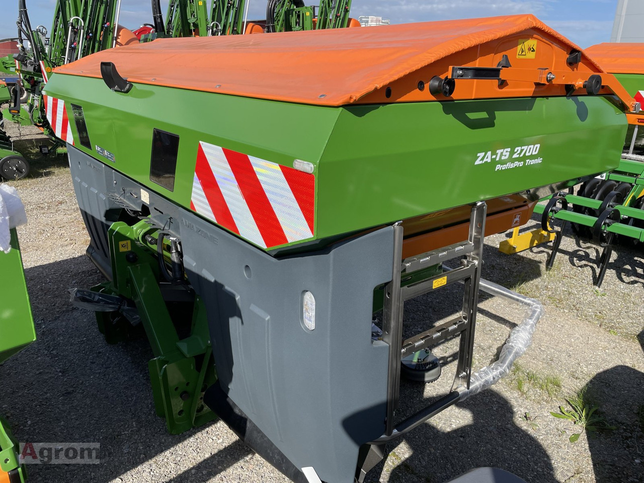 Amazone ZA-TS 2700 ProfisPro Tronic - Distributeur d'engrais: photos 2 Amazone ZA-TS 2700 ProfisPro Tronic - Distributeur d'engrais: photos 2