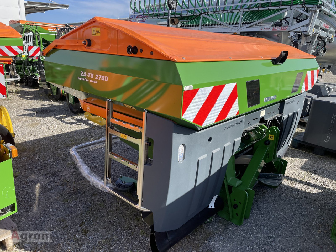 Amazone ZA-TS 2700 ProfisPro Tronic - Distributeur d'engrais: photos 1 Amazone ZA-TS 2700 ProfisPro Tronic - Distributeur d'engrais: photos 1