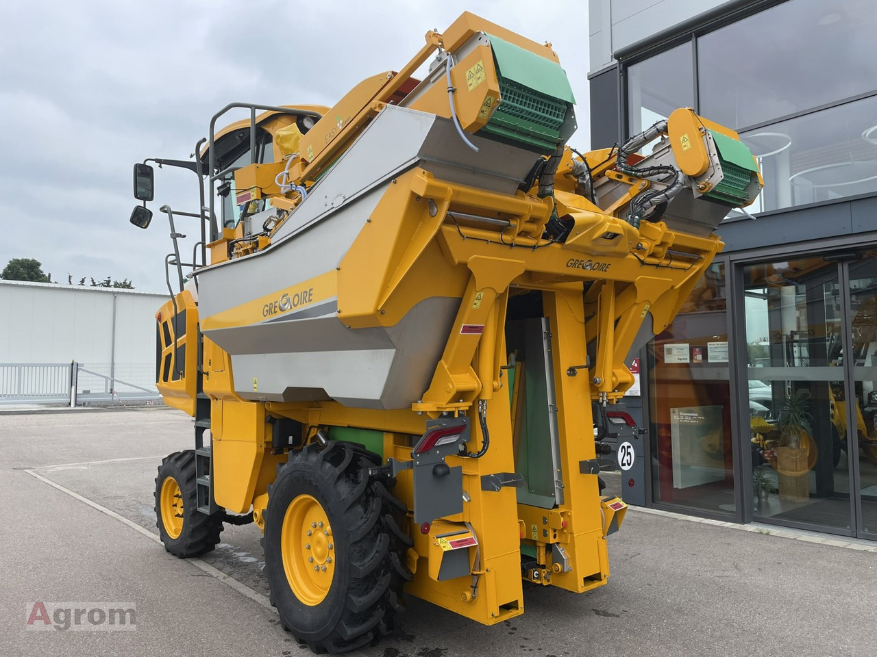 Gregoire GM 7.4 - Machine à vendanger: photos 4 Gregoire GM 7.4 - Machine à vendanger: photos 4