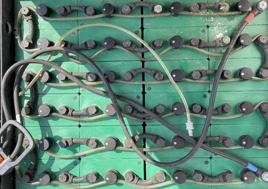 LINDE E 16-02 - Chariot élévateur électrique: photos 3 LINDE E 16-02 - Chariot élévateur électrique: photos 3