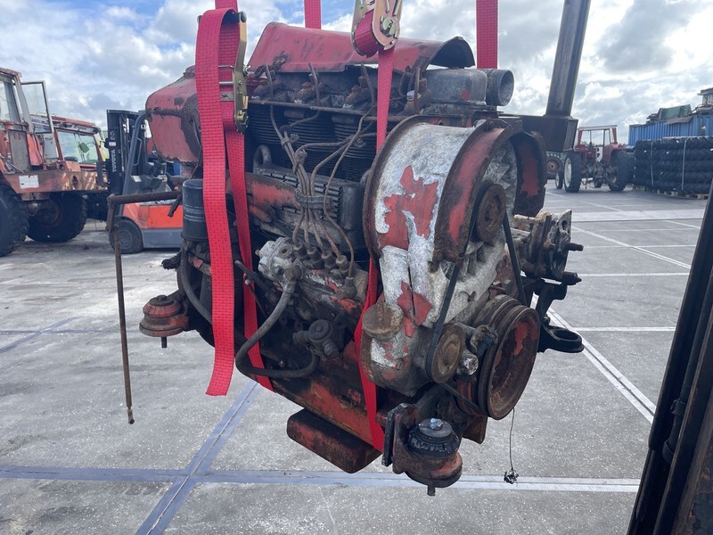 Deutz F4L 912 - Moteur pour Machine agricole: photos 1 Deutz F4L 912 - Moteur pour Machine agricole: photos 1