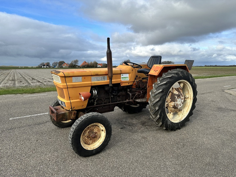 Fiat 640 - Tracteur agricole: photos 1 Fiat 640 - Tracteur agricole: photos 1