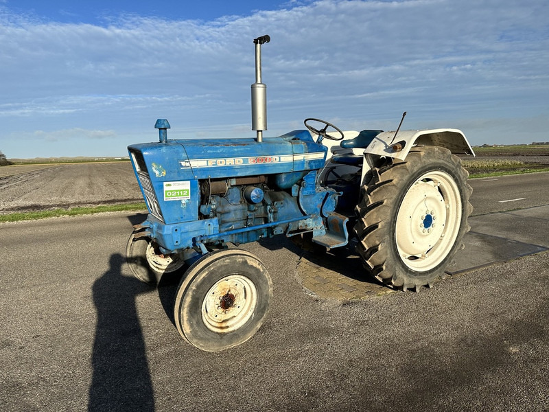 Tracteur agricole Ford 5000: photos 1