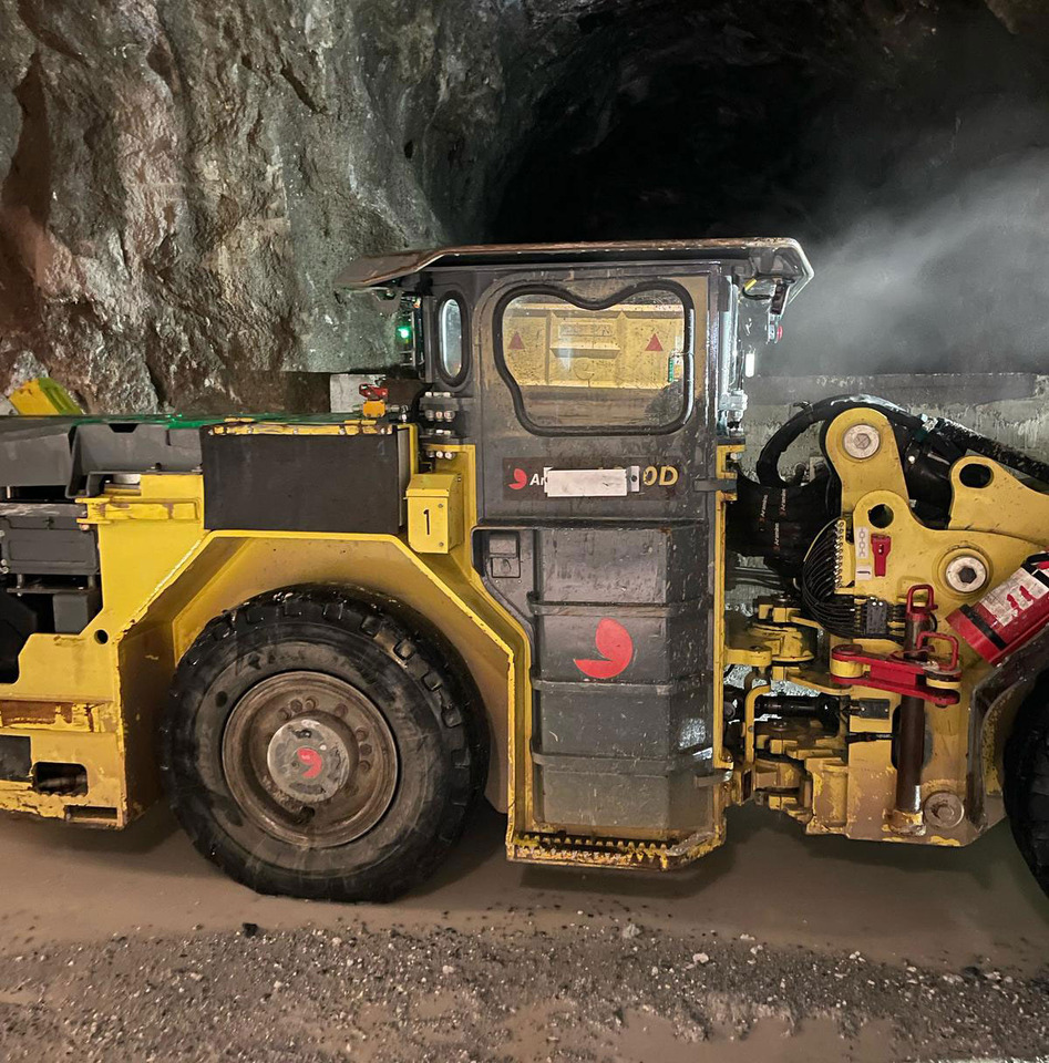 Aramine L350d - Machine d'exploitation minière: photos 5 Aramine L350d - Machine d'exploitation minière: photos 5