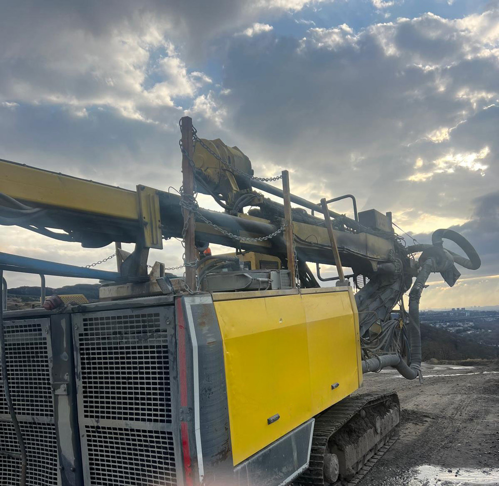 Atlas Copco ROC L8-44 - Foreuse: photos 3 Atlas Copco ROC L8-44 - Foreuse: photos 3