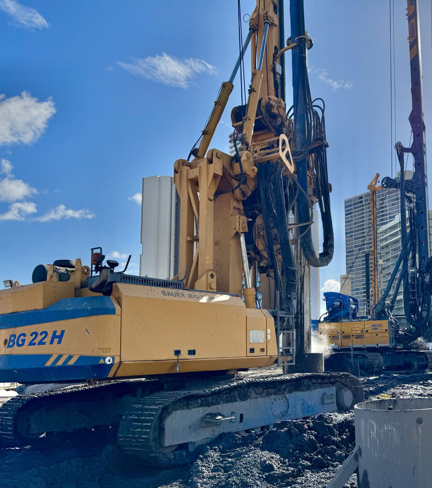 Bauer BG 22H - Mât de battage: photos 2 Bauer BG 22H - Mât de battage: photos 2