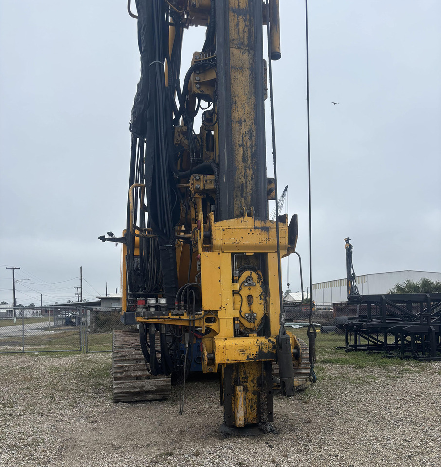 Bauer BG 24H - Mât de battage: photos 5 Bauer BG 24H - Mât de battage: photos 5