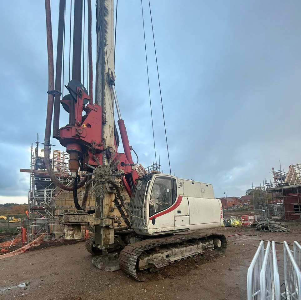 Casagrande B175 XP - Mât de battage: photos 3 Casagrande B175 XP - Mât de battage: photos 3