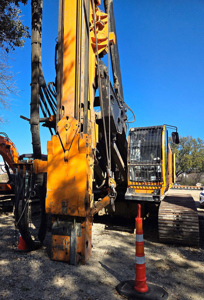 Casagrande B275 XP-2 - Mât de battage: photos 2 Casagrande B275 XP-2 - Mât de battage: photos 2