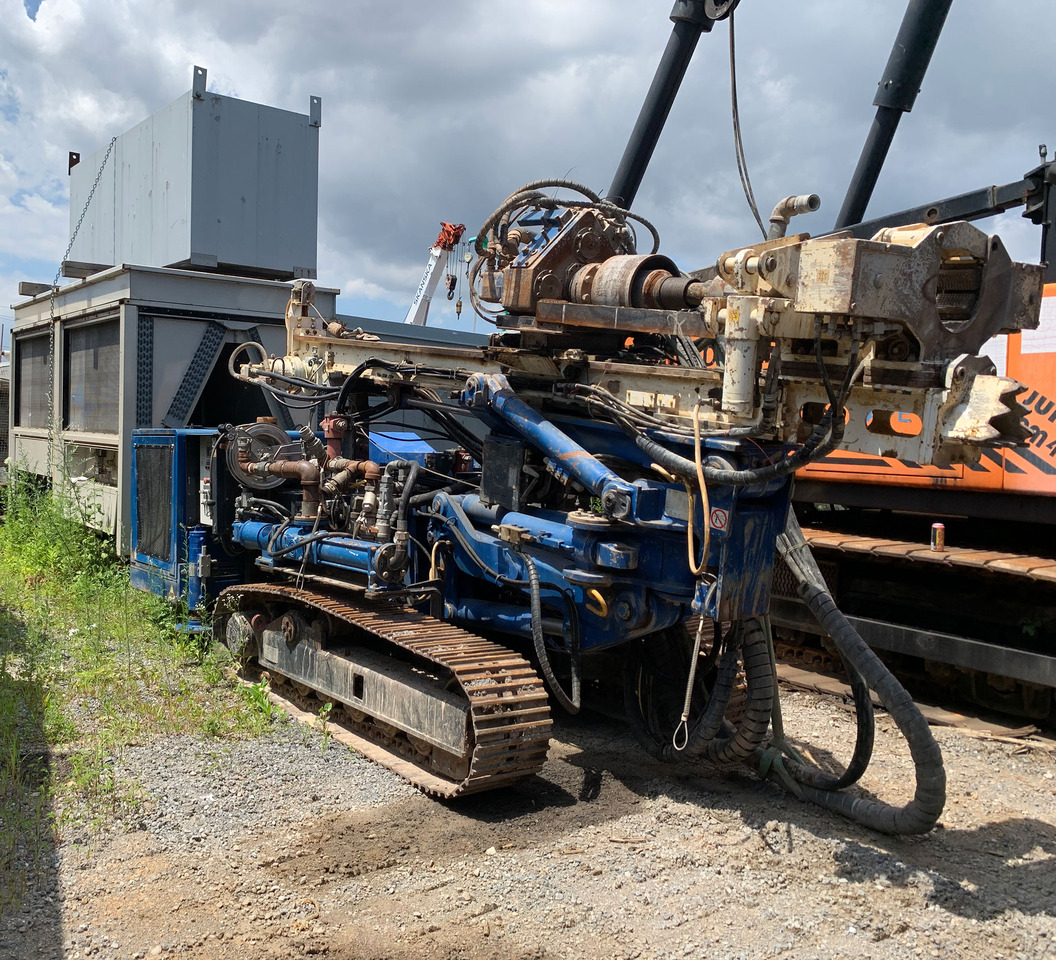 Casagrande C4 XP - Mât de battage: photos 2 Casagrande C4 XP - Mât de battage: photos 2