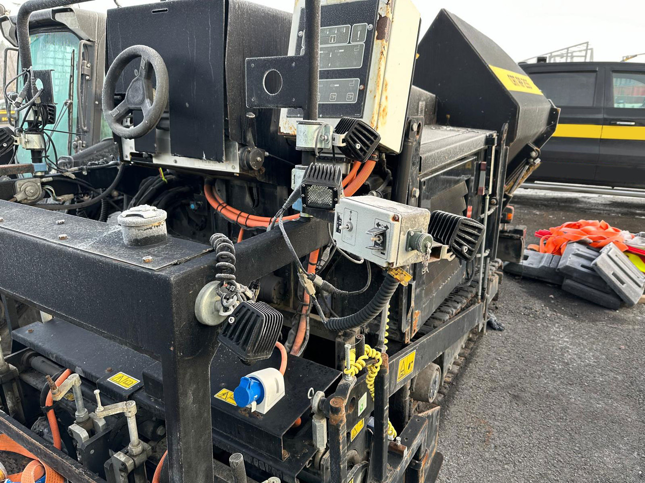 Caterpillar AP255 - Finisseur: photos 5 Caterpillar AP255 - Finisseur: photos 5