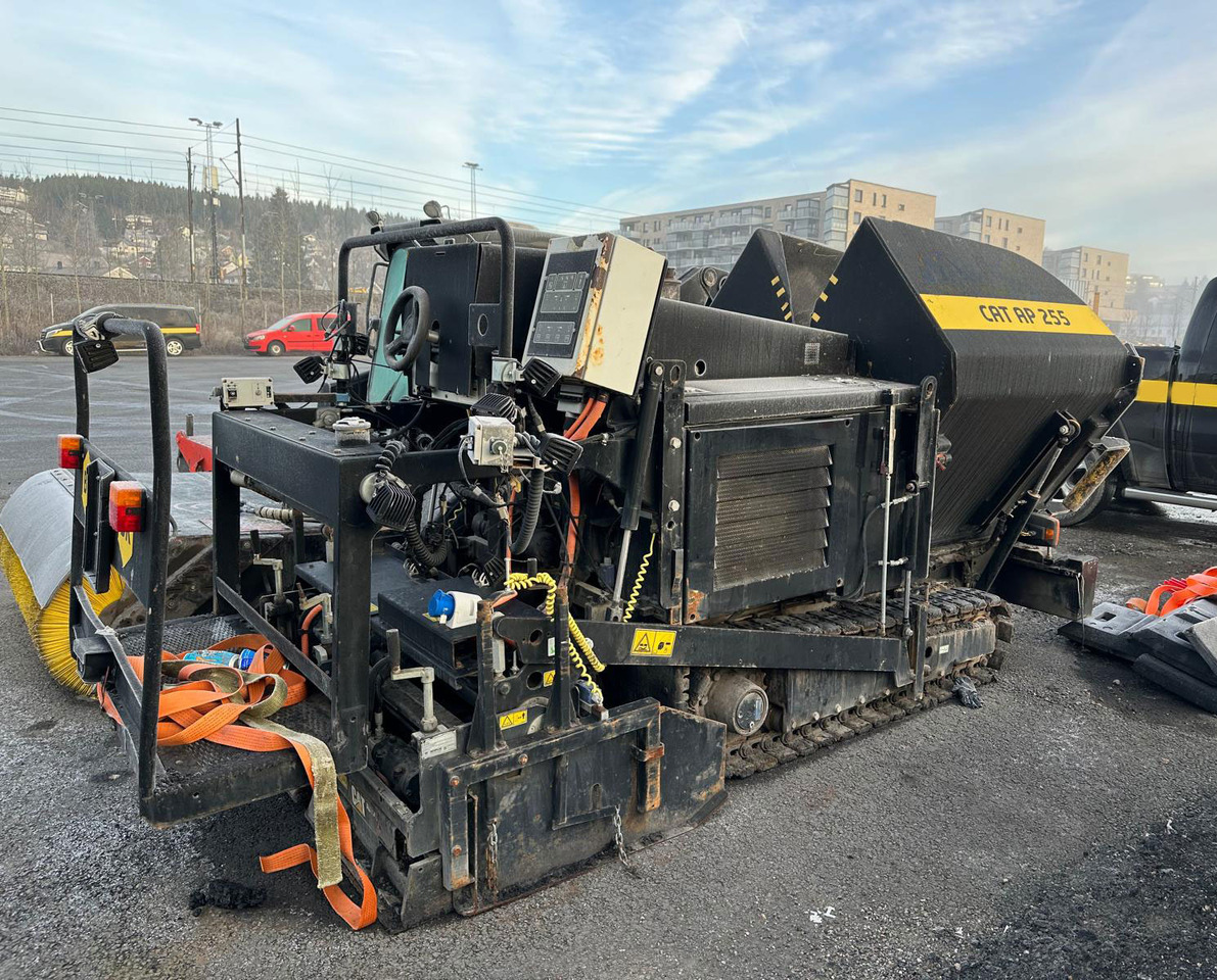 Caterpillar AP255 - Finisseur: photos 2 Caterpillar AP255 - Finisseur: photos 2