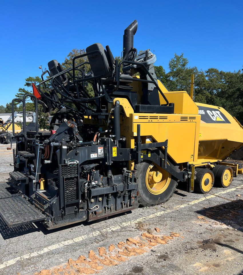 Caterpillar AP500F - Finisseur: photos 2 Caterpillar AP500F - Finisseur: photos 2