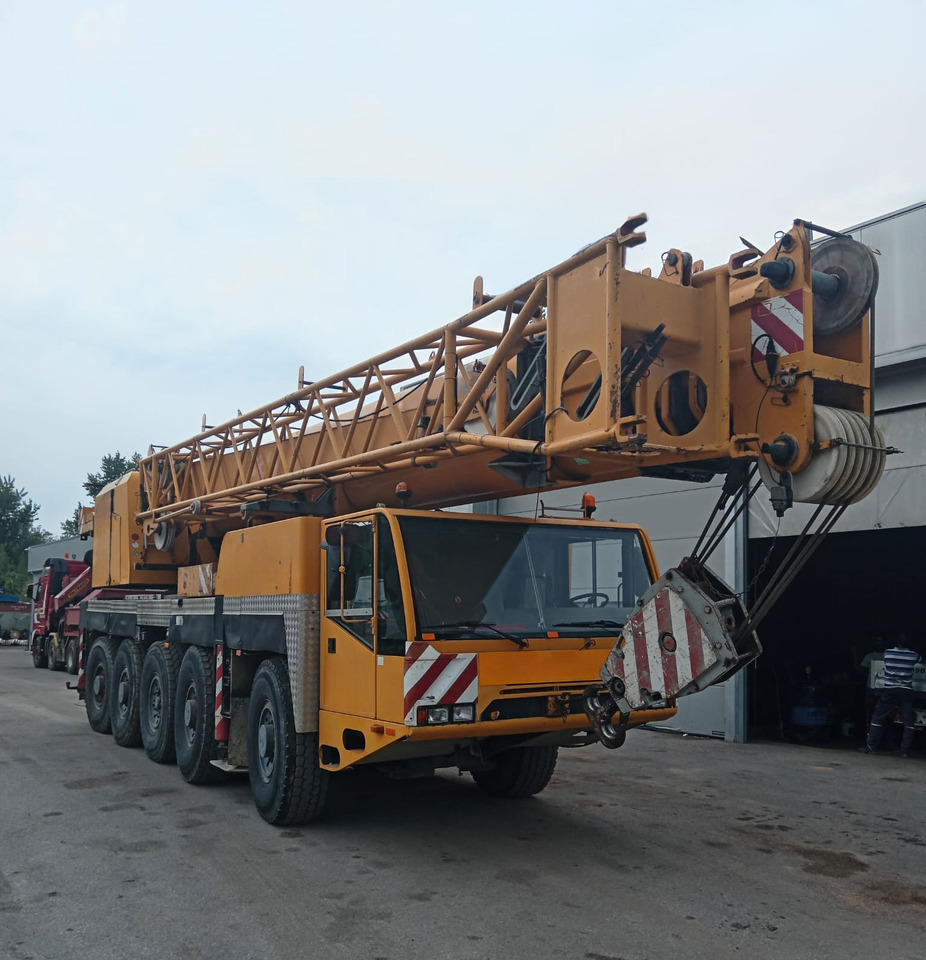 Demag AC 100 - Grue mobile: photos 1 Demag AC 100 - Grue mobile: photos 1