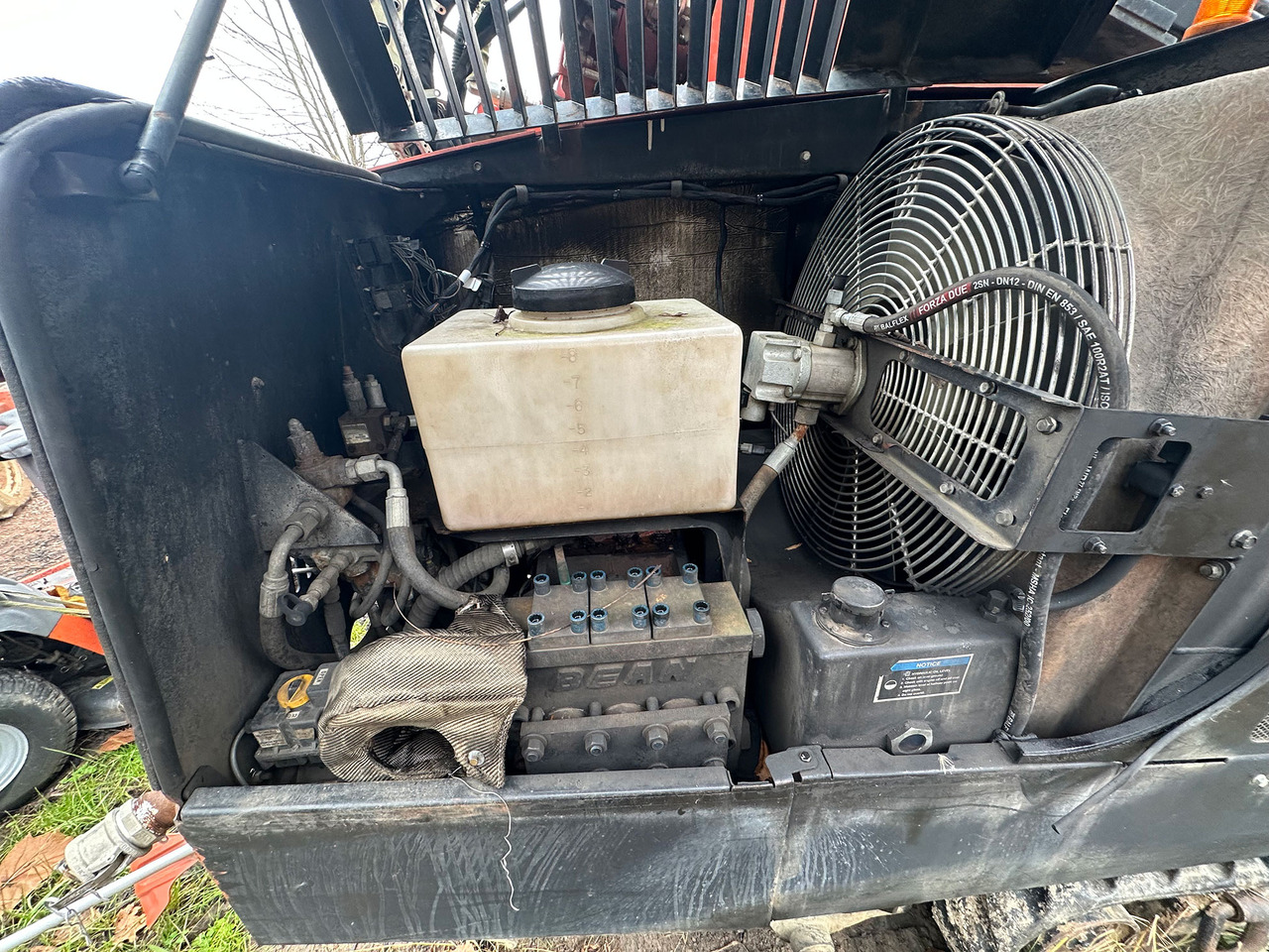 Ditch Witch JT3020 - Aléseuse directionnelle: photos 5 Ditch Witch JT3020 - Aléseuse directionnelle: photos 5