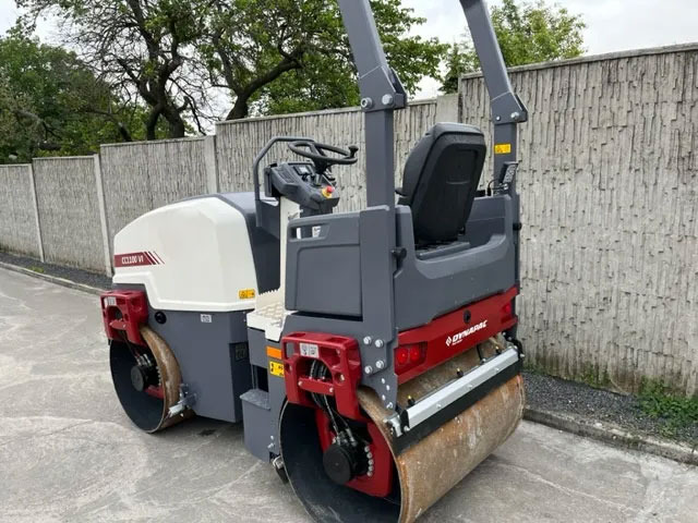 Dynapac CC1100 VI - Compacteur: photos 5 Dynapac CC1100 VI - Compacteur: photos 5