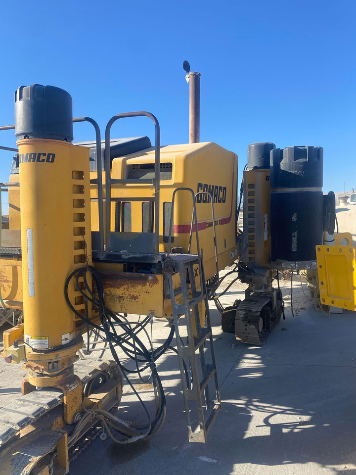 Gomaco Commander III - Machine à coffrage glissant: photos 3 Gomaco Commander III - Machine à coffrage glissant: photos 3