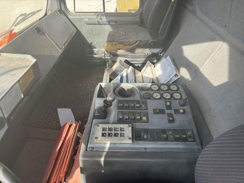 Grove GMK 5240 - Grue mobile: photos 5 Grove GMK 5240 - Grue mobile: photos 5