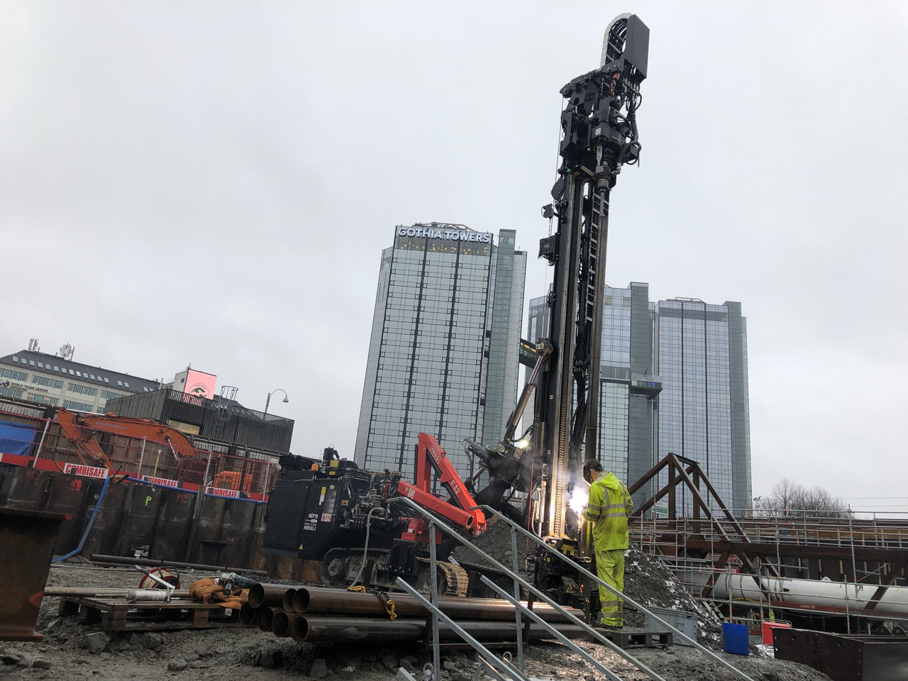 Hutte HBR 502-2 - Mât de battage: photos 4 Hutte HBR 502-2 - Mât de battage: photos 4