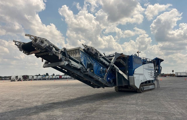 Kleemann MR 130 Zi EVO 2 - Concasseur à percussion: photos 1 Kleemann MR 130 Zi EVO 2 - Concasseur à percussion: photos 1