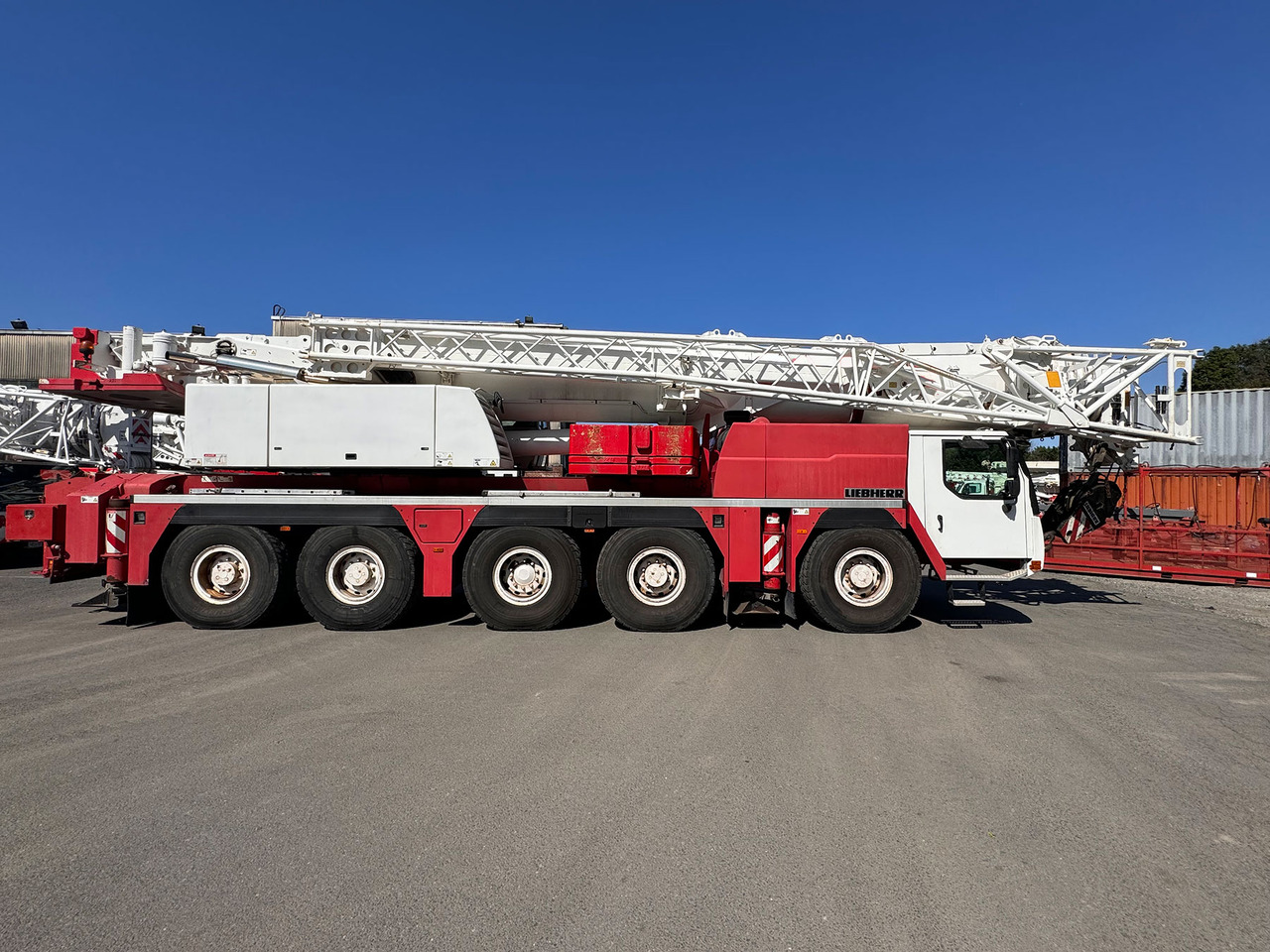 Liebherr LTM 1130-5.1 - Grue mobile: photos 3 Liebherr LTM 1130-5.1 - Grue mobile: photos 3