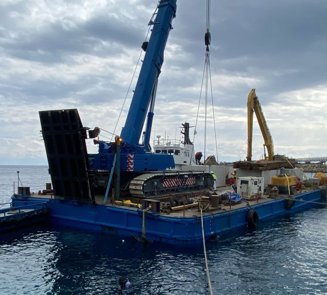 Liebherr LTR 1220 - Grue sur chenilles: photos 4 Liebherr LTR 1220 - Grue sur chenilles: photos 4