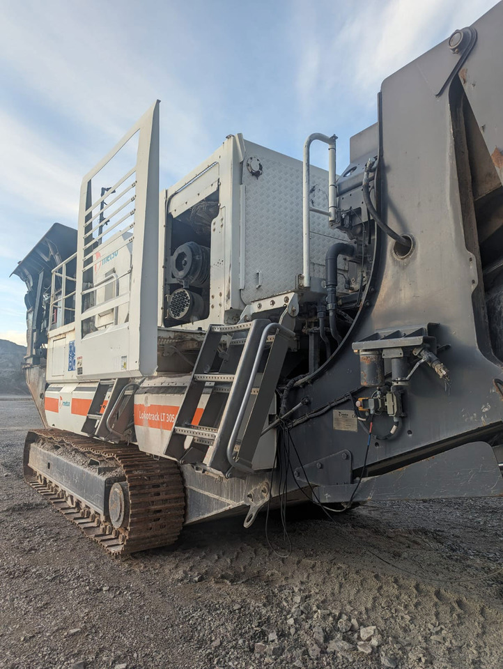 Metso LT 3054 - Concasseur à mâchoires: photos 4 Metso LT 3054 - Concasseur à mâchoires: photos 4
