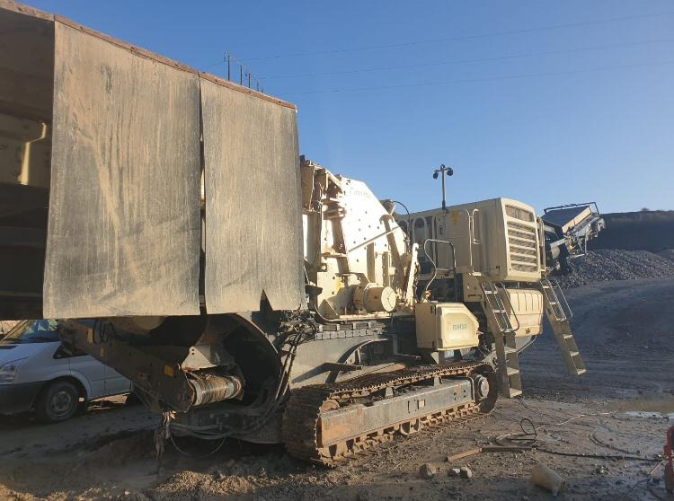 Metso LT1213 - Concasseur à percussion: photos 3 Metso LT1213 - Concasseur à percussion: photos 3