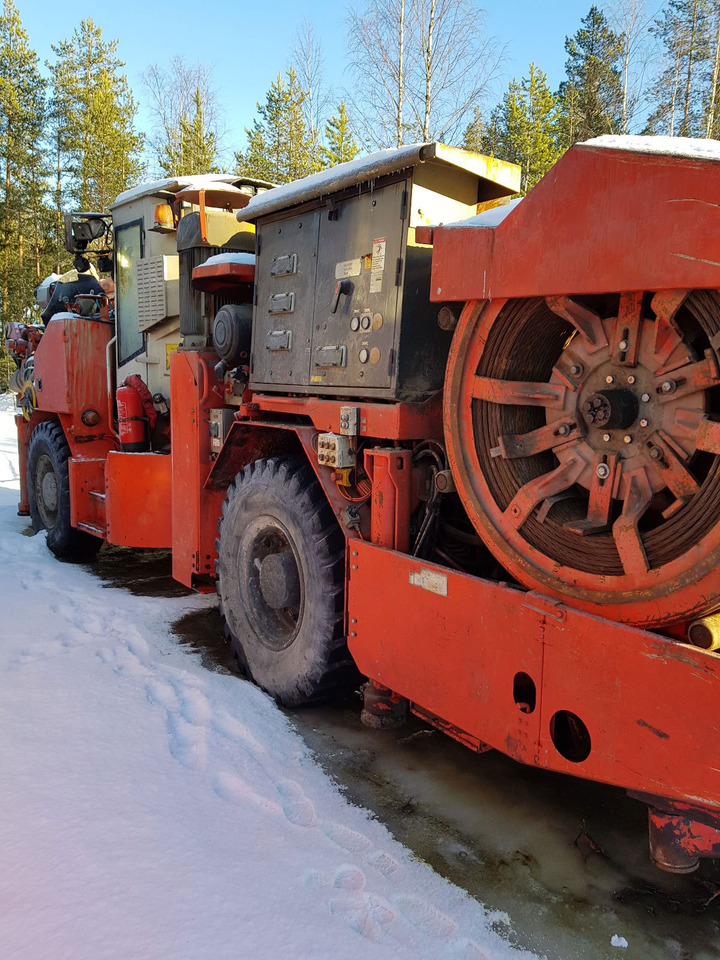 Sandvik DS520-TC - Machine d'exploitation minière: photos 1 Sandvik DS520-TC - Machine d'exploitation minière: photos 1