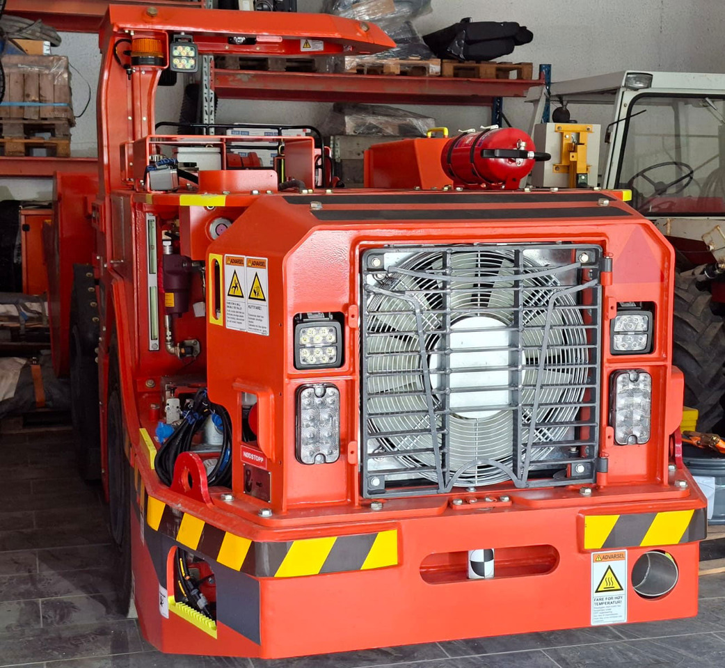 Sandvik LH202 - Machine d'exploitation minière: photos 3 Sandvik LH202 - Machine d'exploitation minière: photos 3