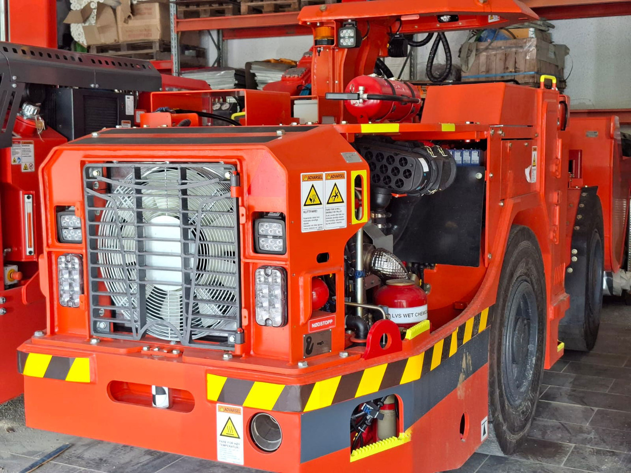 Sandvik LH202 - Machine d'exploitation minière: photos 1 Sandvik LH202 - Machine d'exploitation minière: photos 1