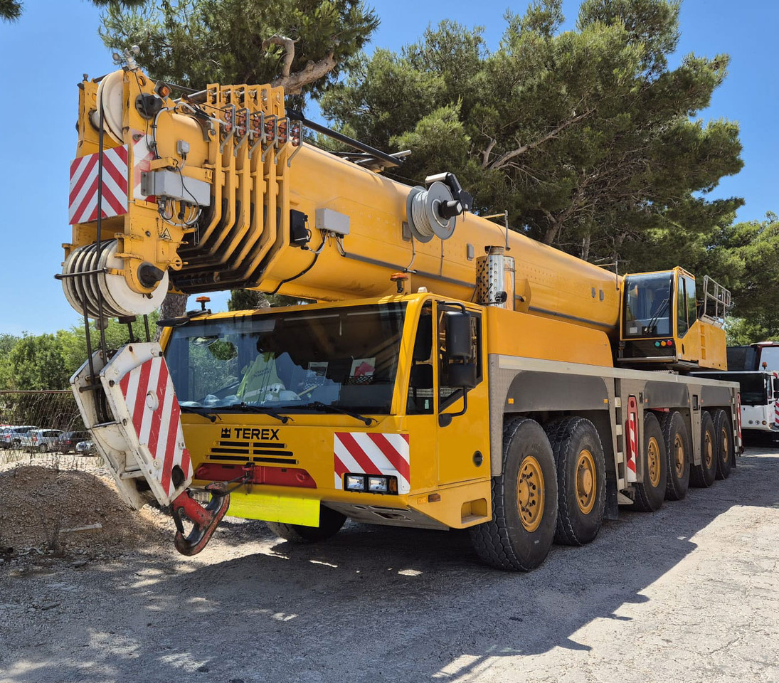 Terex Demag AC 250-1 - Grue mobile: photos 1 Terex Demag AC 250-1 - Grue mobile: photos 1