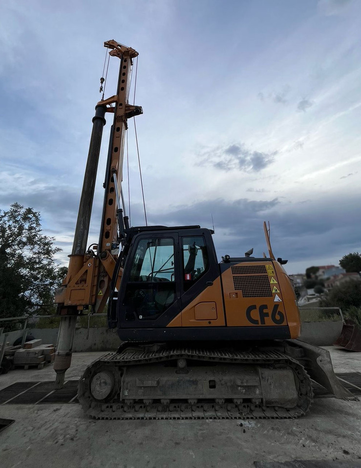 Tescar CF6 - Mât de battage: photos 3 Tescar CF6 - Mât de battage: photos 3