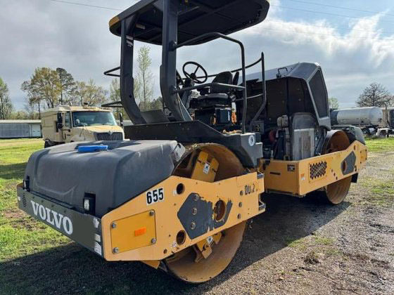 Volvo DD120C - Compacteur: photos 2 Volvo DD120C - Compacteur: photos 2