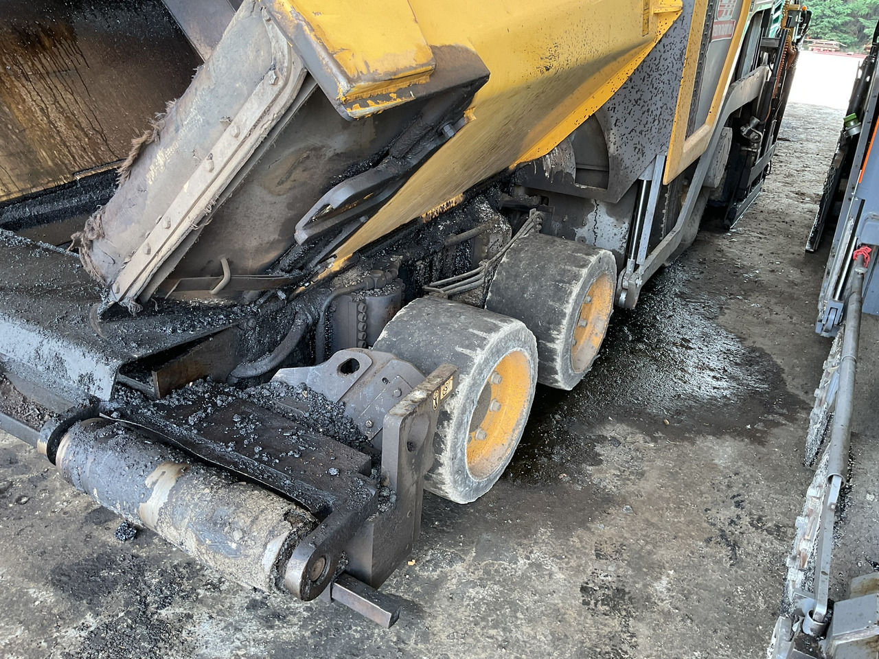 Volvo P6870C - Finisseur: photos 5 Volvo P6870C - Finisseur: photos 5