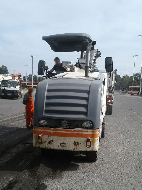 Wirtgen W 100 - Fraiseuse à froid: photos 4 Wirtgen W 100 - Fraiseuse à froid: photos 4