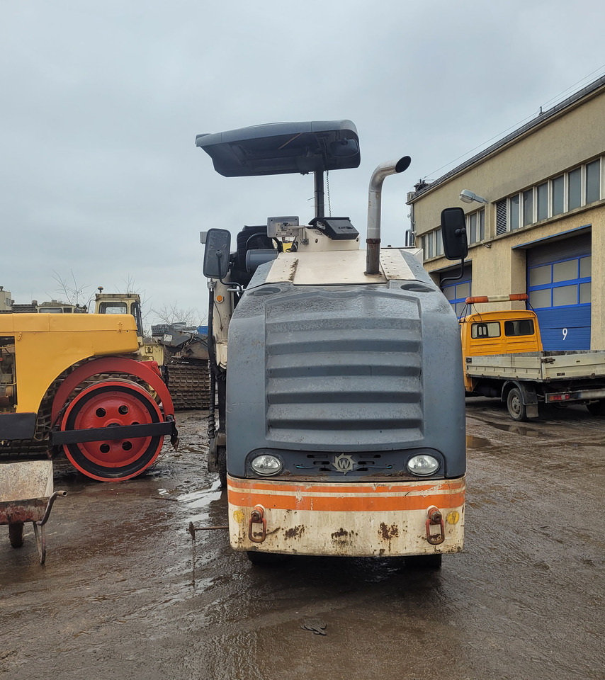 Wirtgen W 100 - Fraiseuse à froid: photos 3 Wirtgen W 100 - Fraiseuse à froid: photos 3