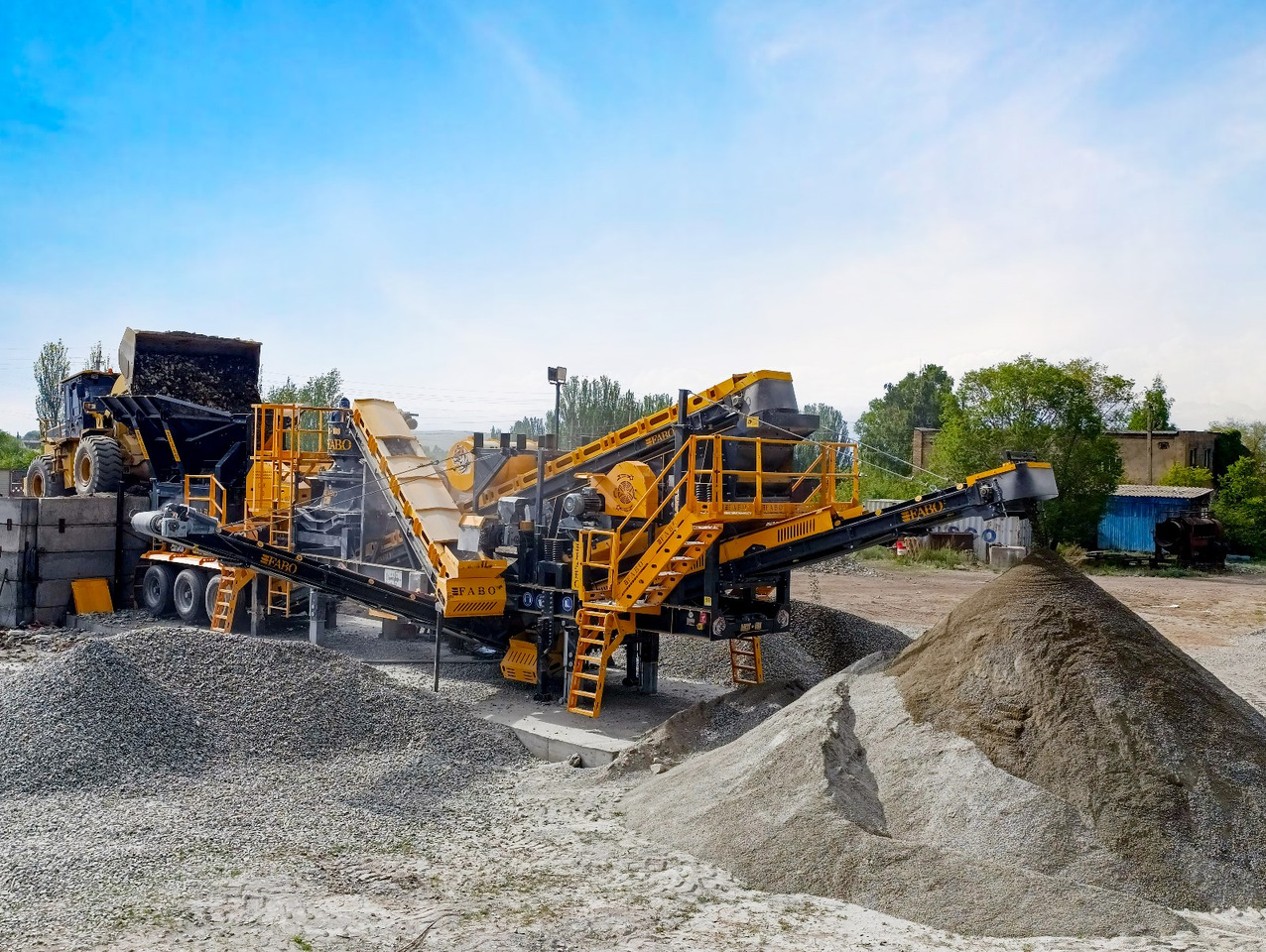 Concasseur mobile neuf FABO Mobile crusher: photos 10