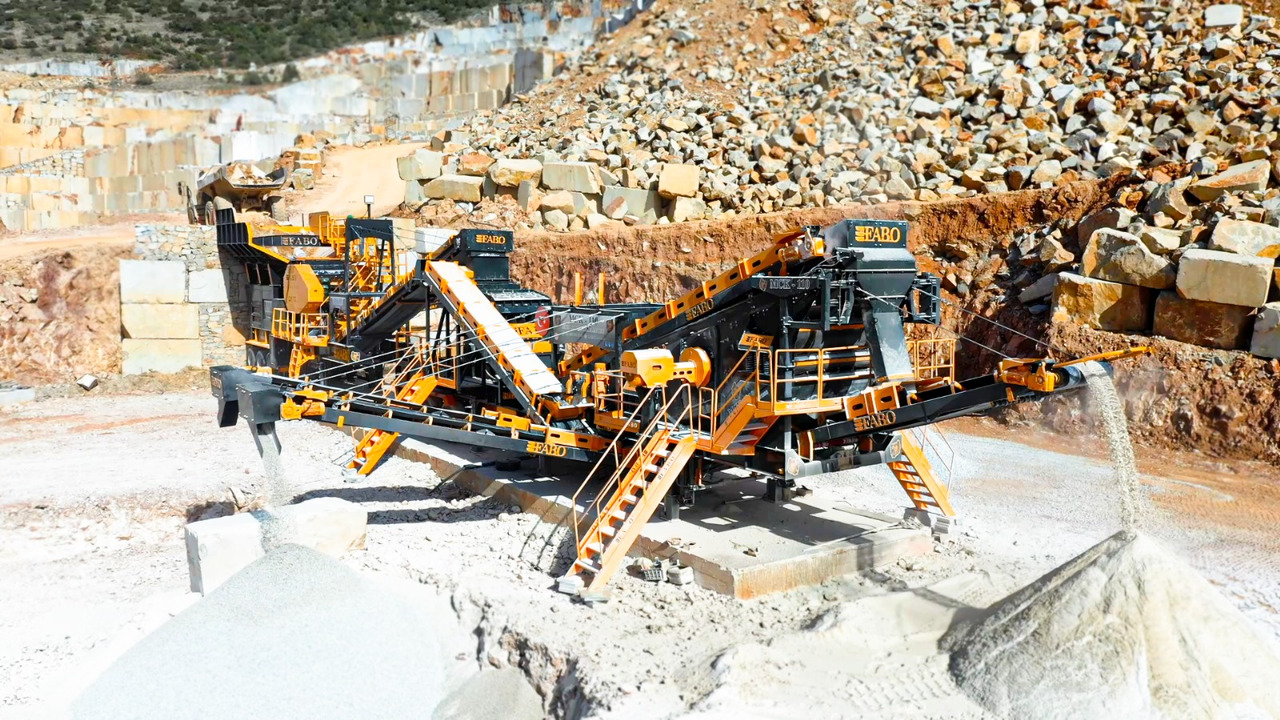 Concasseur mobile neuf FABO Mobile crusher: photos 10