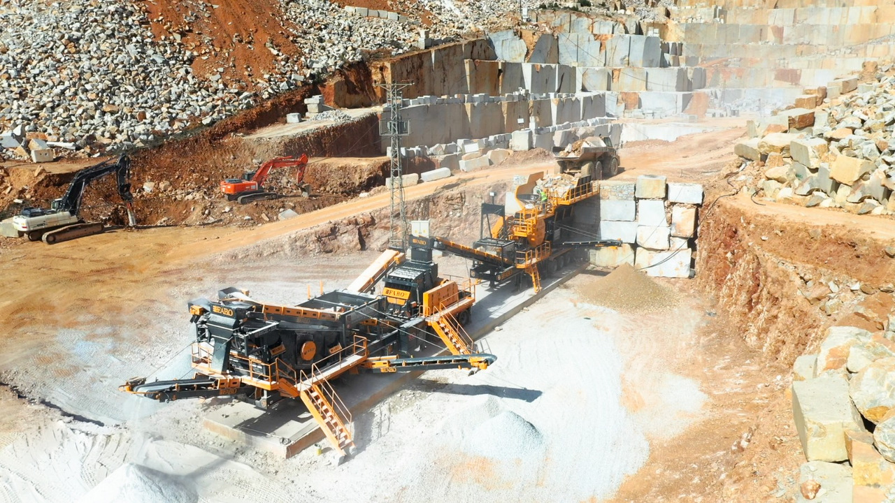 Concasseur mobile neuf FABO Mobile crusher: photos 6