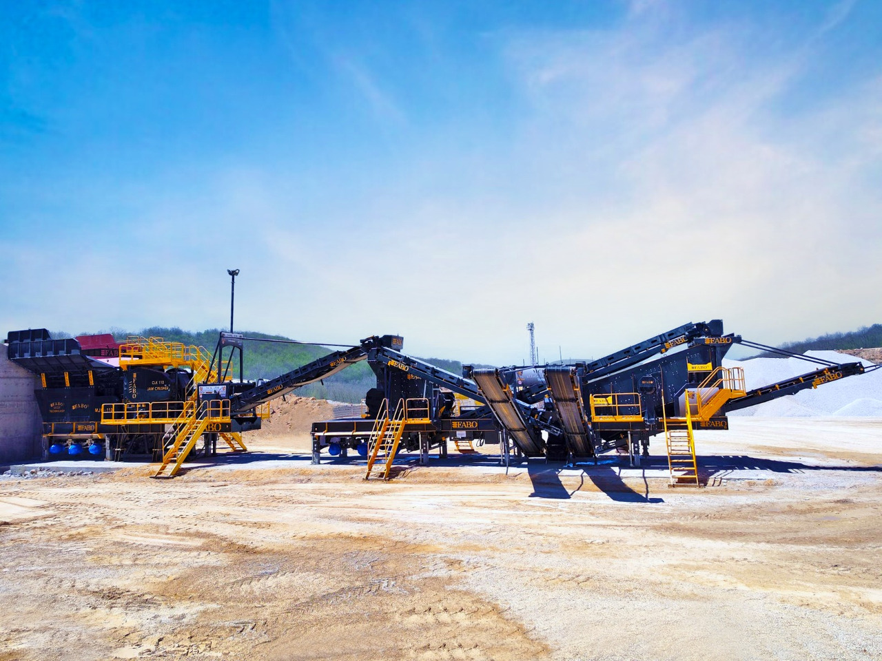 Concasseur mobile neuf FABO Mobile crusher: photos 5