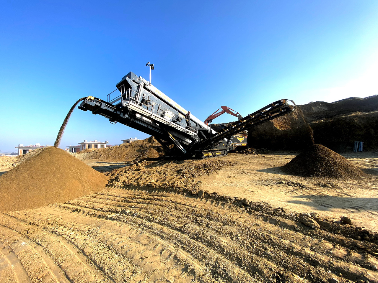 FABO crawler screen - Crible: photos 3 FABO crawler screen - Crible: photos 3