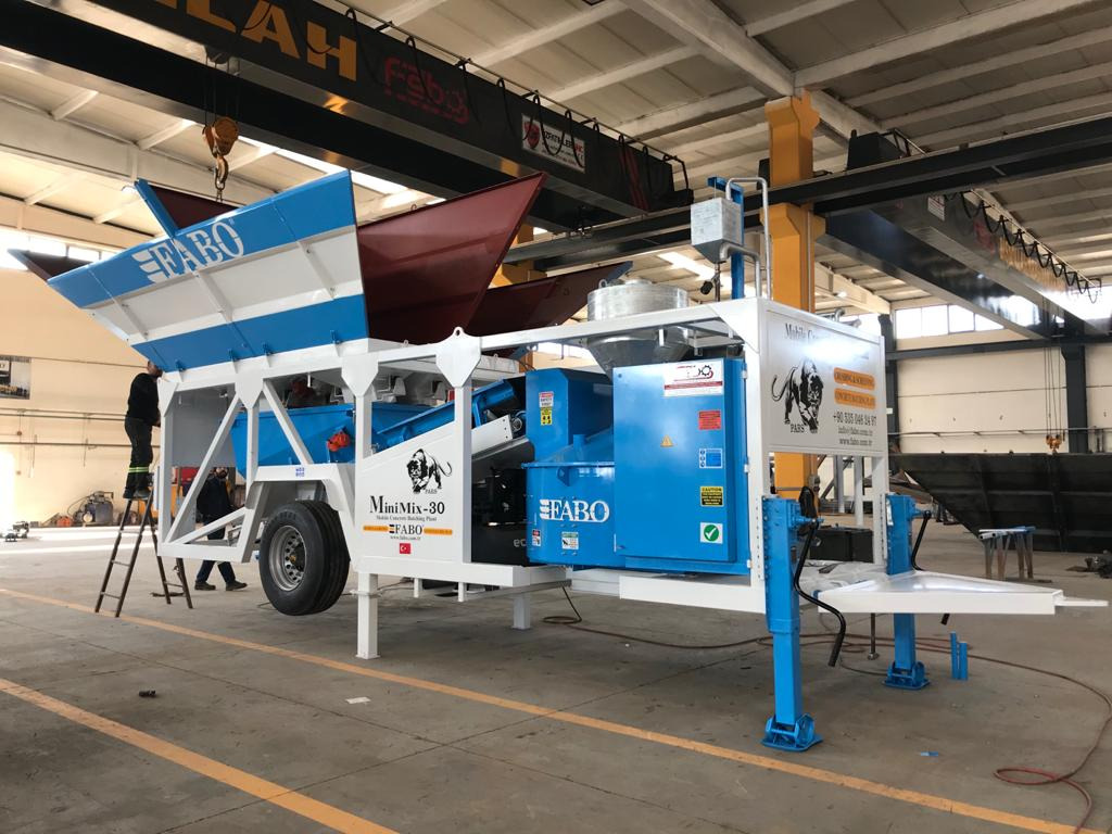 FABO mobile concrete batching plant - Centrale à béton: photos 2 FABO mobile concrete batching plant - Centrale à béton: photos 2