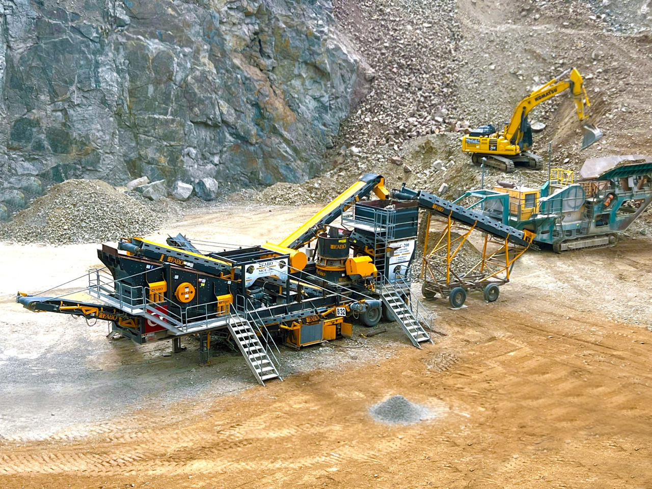 FABO mobile cone crusher - Concasseur à cône: photos 3 FABO mobile cone crusher - Concasseur à cône: photos 3