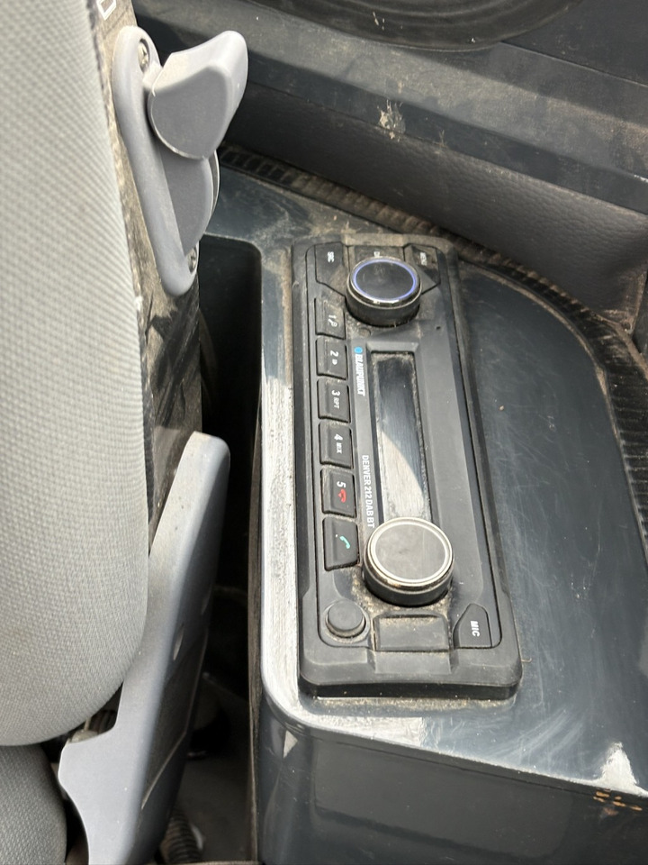 Mini pelle KOMATSU MINIBAGGER PC 16 R-3HS Powertilt 20,40,100 Löffel: photos 13 Mini pelle KOMATSU MINIBAGGER PC 16 R-3HS Powertilt 20,40,100 Löffel: photos 13